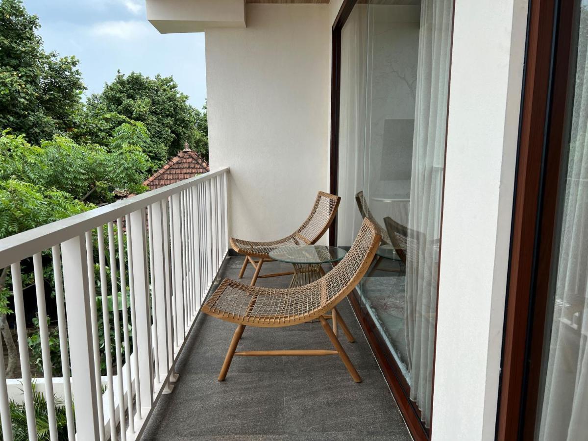Tabebuya Resto & Resort Kesembu Esterno foto